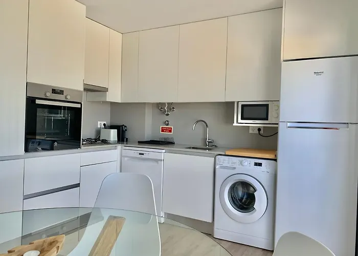 Barardo Street Baleal